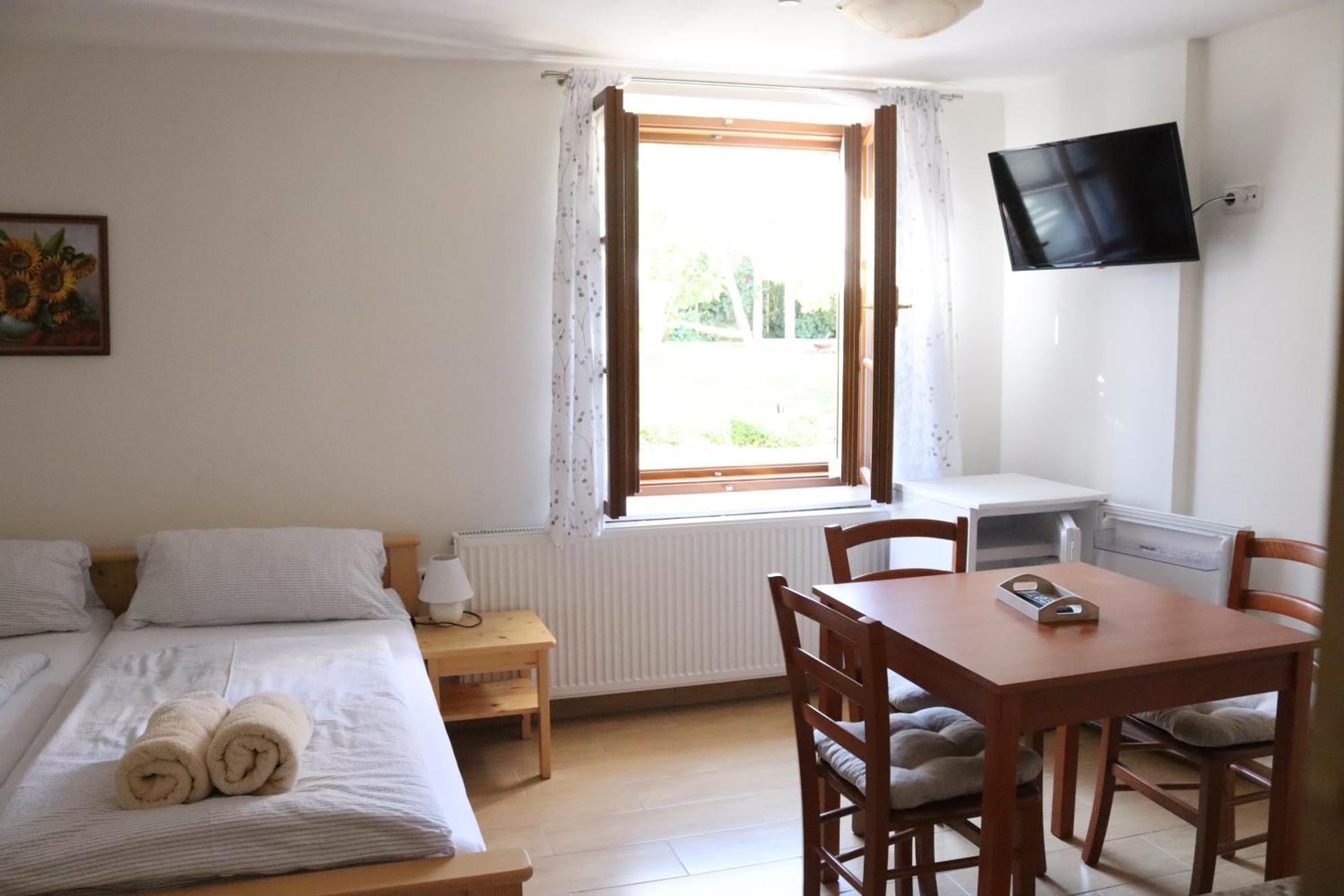 Penzion-Apartman Soucek Jindrichuv Hradec Εξωτερικό φωτογραφία