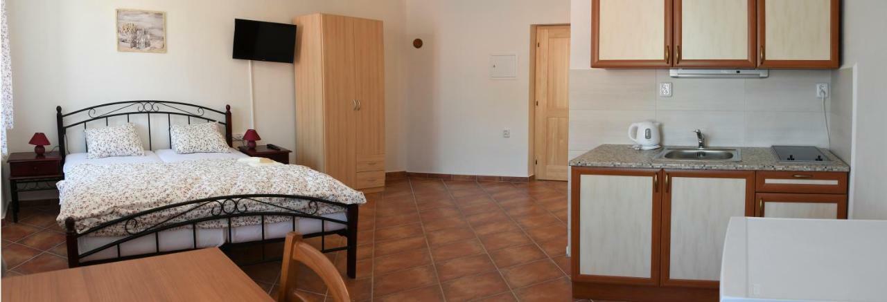 Penzion-Apartman Soucek Jindrichuv Hradec Εξωτερικό φωτογραφία